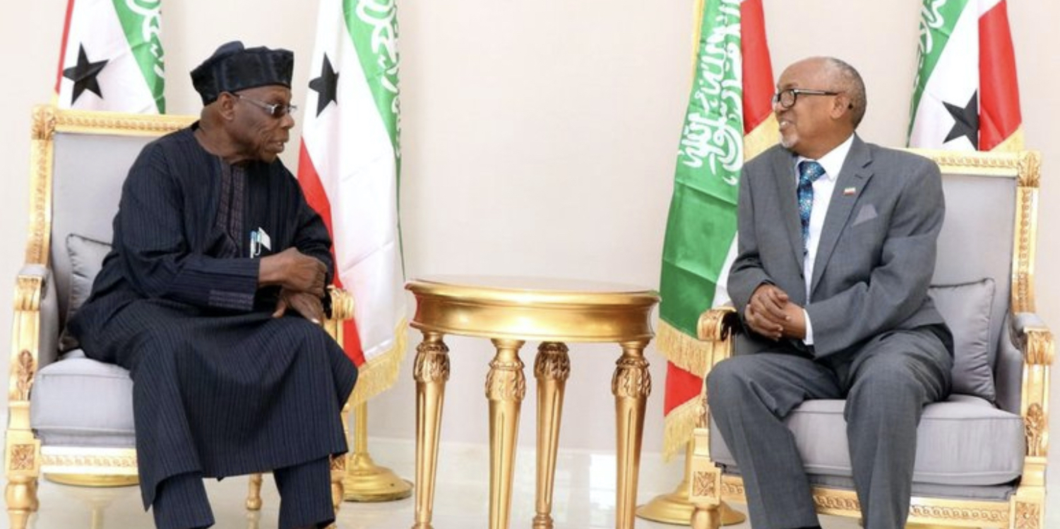 Former Nigerian President Visits A Breakaway Region in Somalia